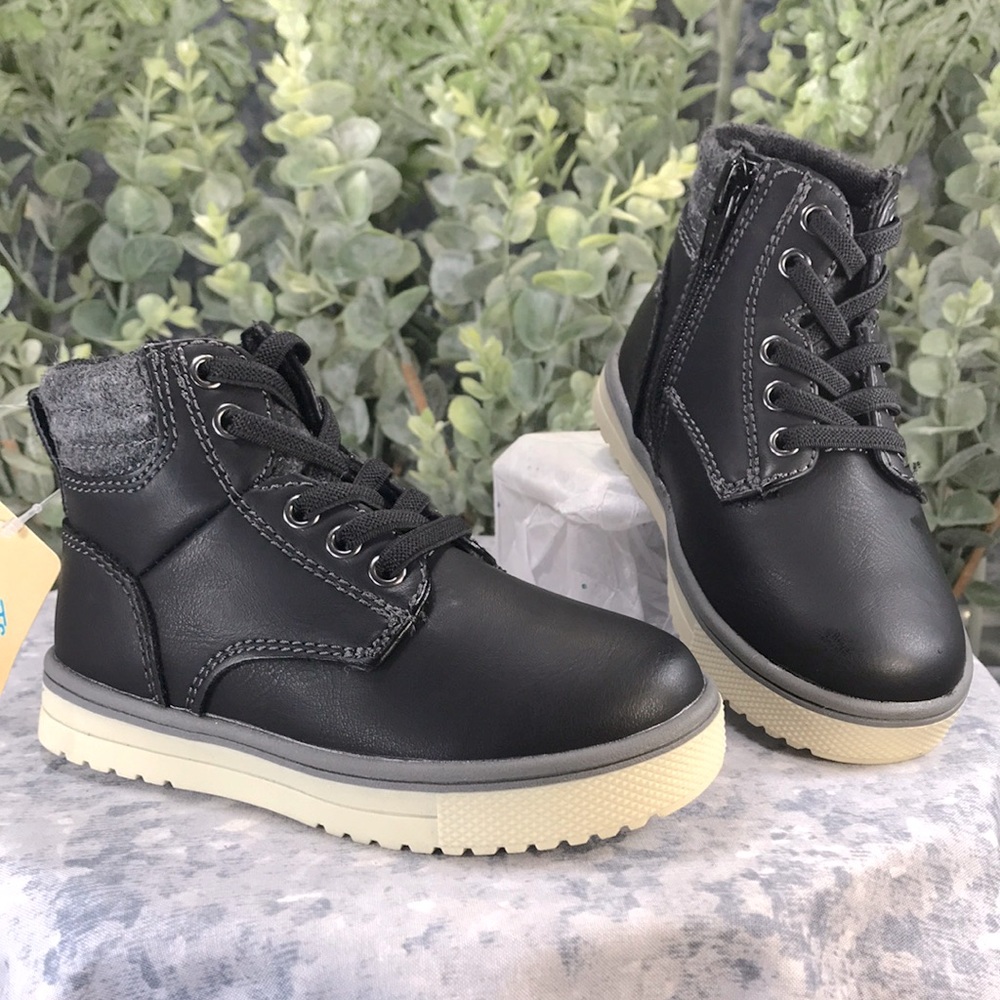 There Abouts Lil Conner Black Casual Hiker Boots with Combo Laces Boys 7M🖤NWT🖤